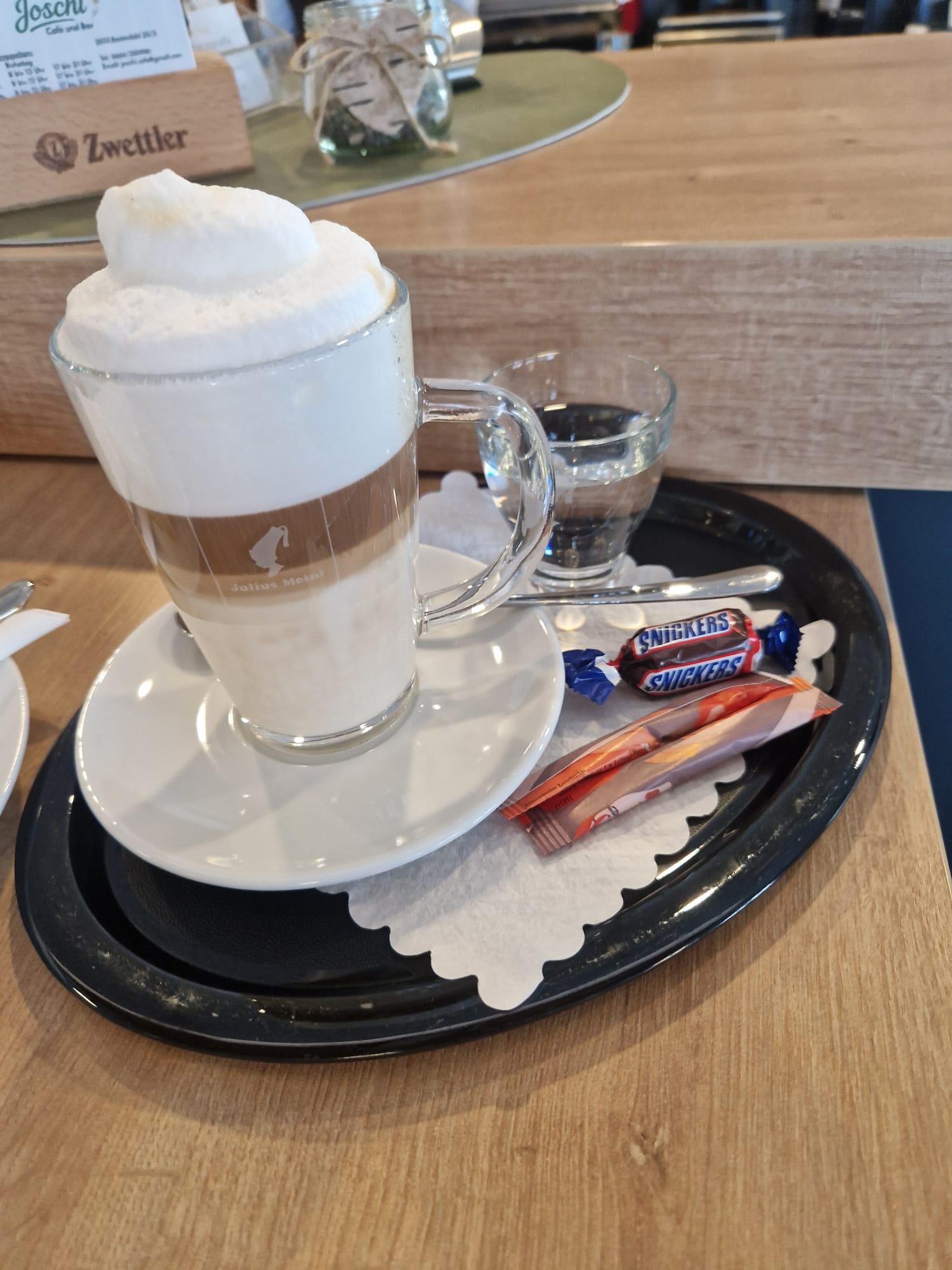Latte macchiato